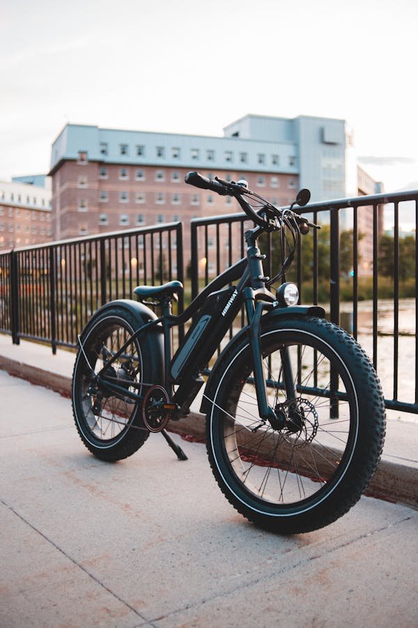 Location de vélos électriques à Paris : large choix et tarifs flexibles